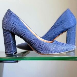 Banana Republic Navy Block Heels Sz: 5.5